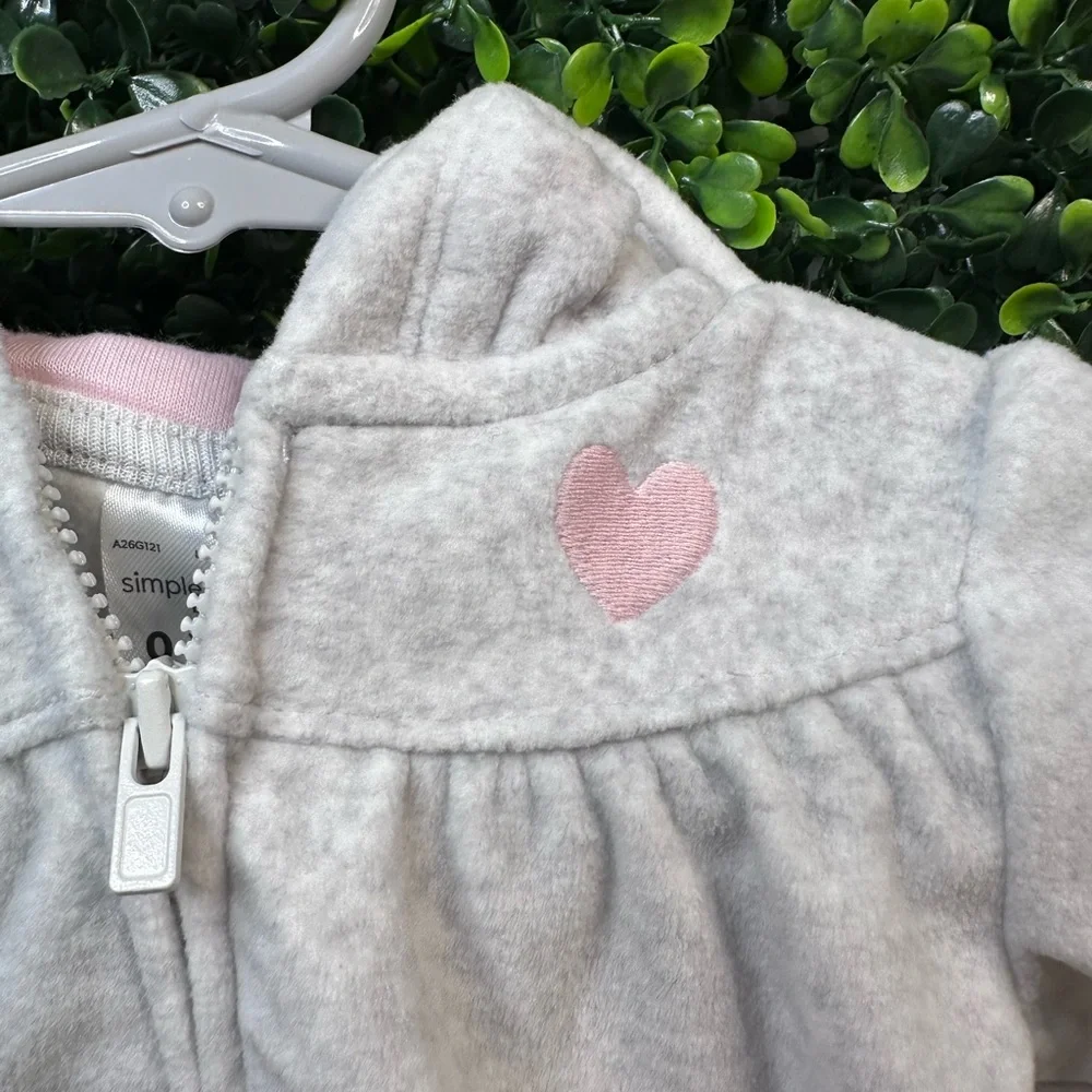 Gray with Pink‎ embroidered heart Sweater nwot